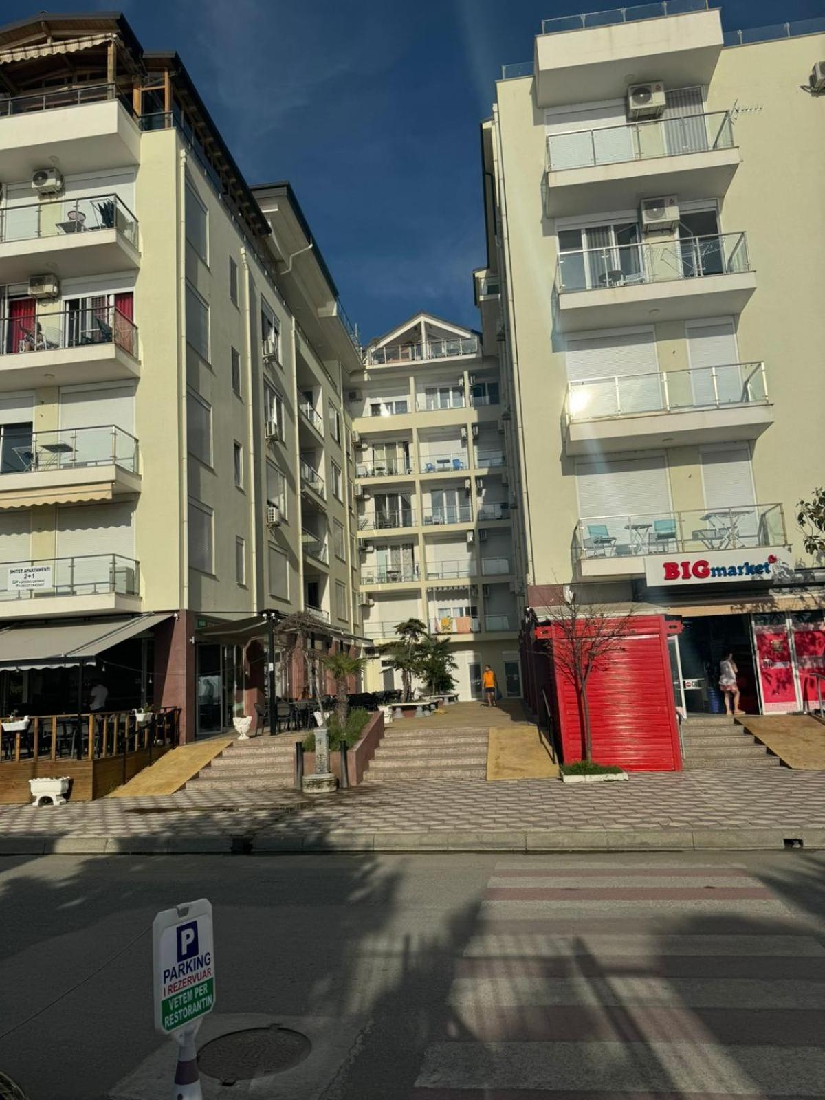 Leilighet Kune Shëngjin